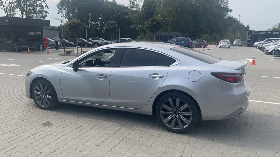 Mazda 6 2.5 Sonic 4