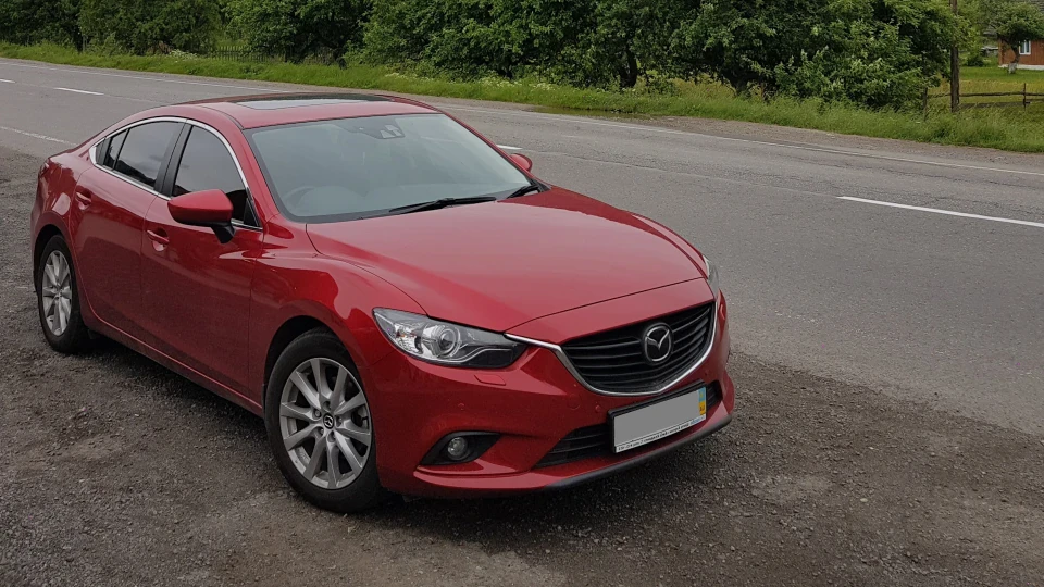Mazda 6 2.5 Soul Red 5