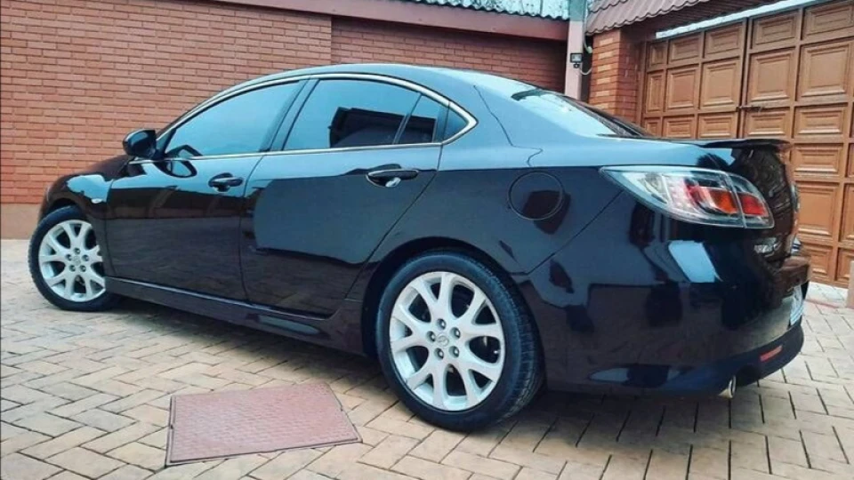 Mazda 6 2.5 Sport 2