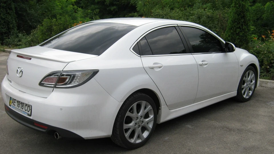Mazda 6 бЕлій перламутр 3