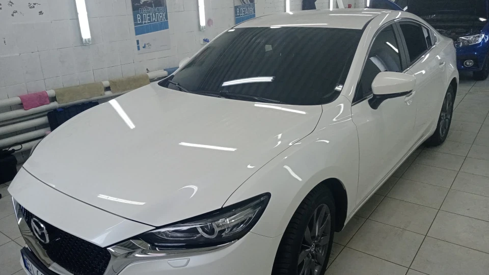 Mazda 6 Білий 2