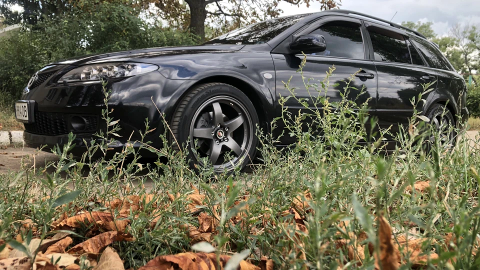 Mazda 6 BLACK WAGON 3