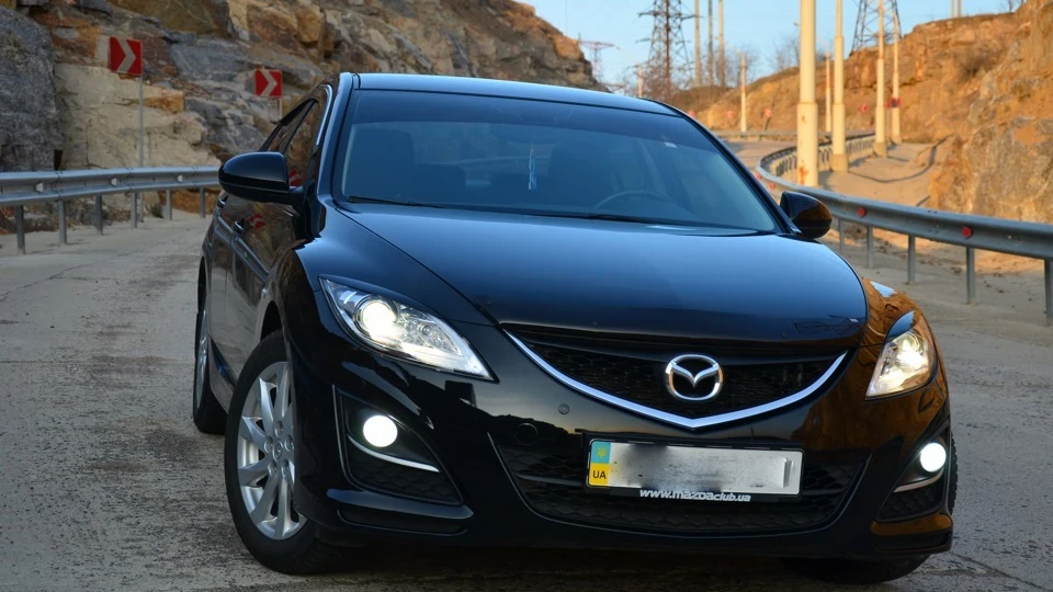 Mazda 6 Brilliant Black 3