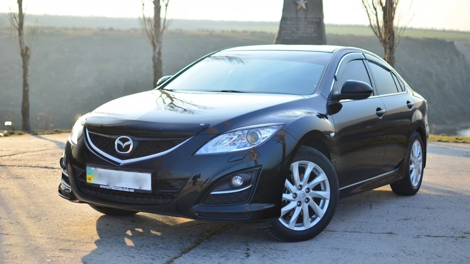 Mazda 6 Brilliant Black 4