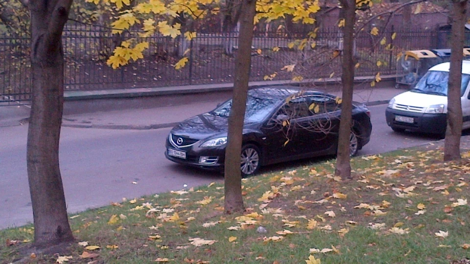 Mazda 6 Брюнетка 5