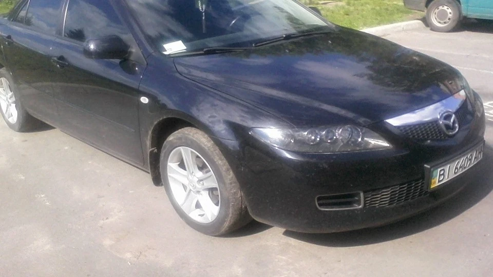 Mazda 6 Чорний глянець 4