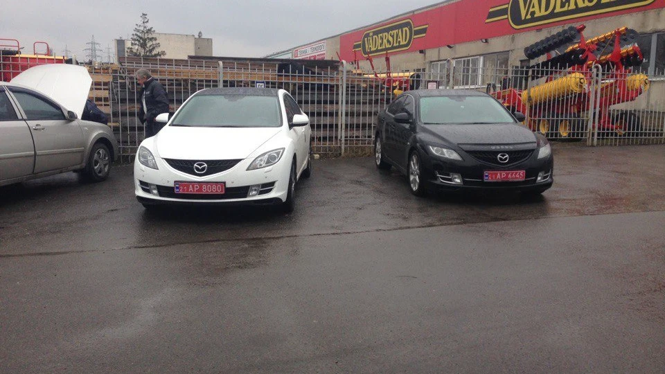 Mazda 6 Crystal White Pearl 3