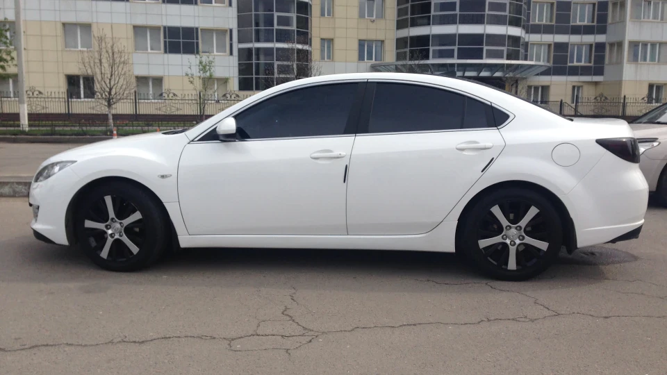 Mazda 6 Crystal White Pearl 5
