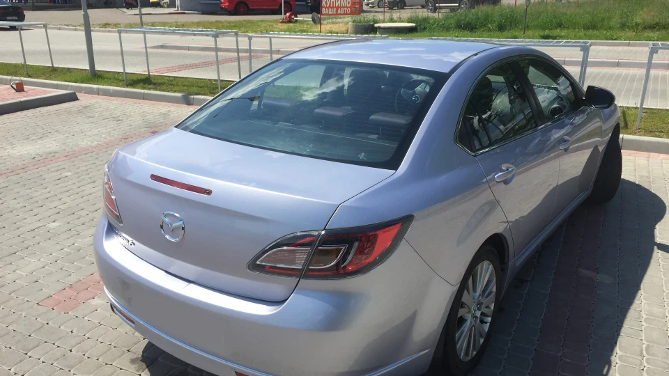 Mazda 6 fiolet 2