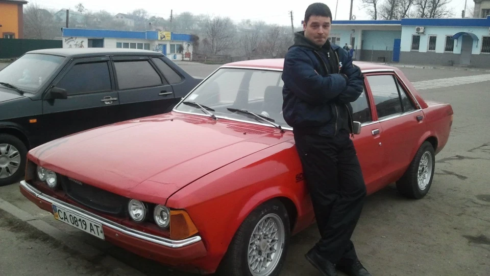 Mazda 6 Японка2.0. 4