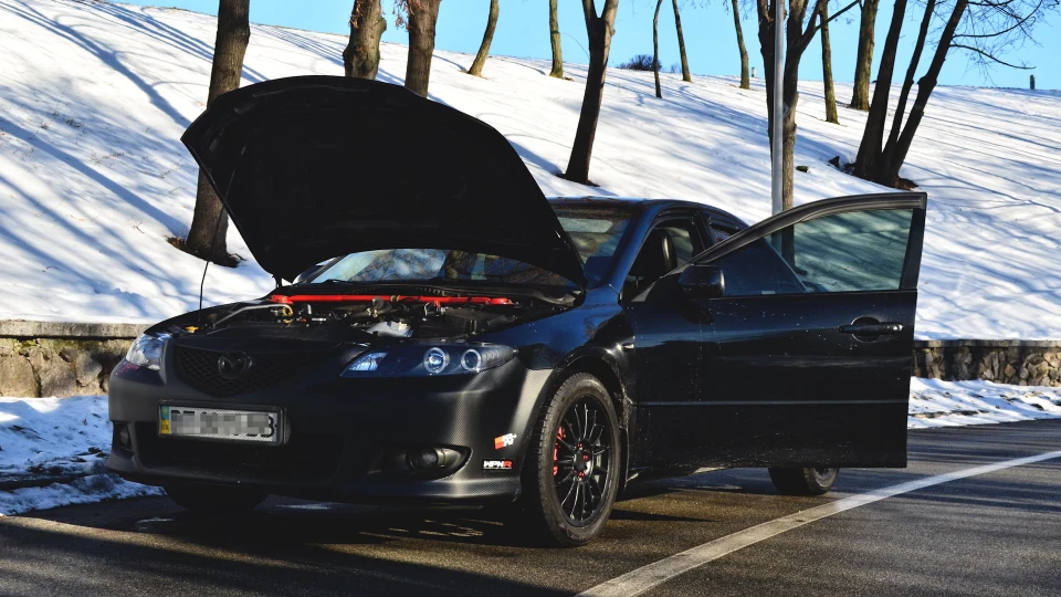 Mazda 6 It strives to be black 5