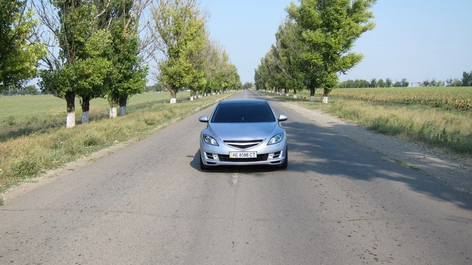 Mazda 6 Low & Wide 2