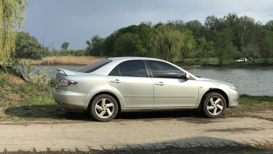 Mazda 6 Mashka 2.0 5