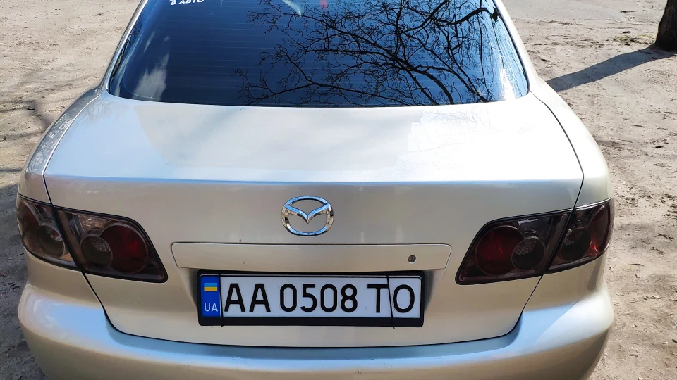 Mazda 6 Mazda беж 2.0 механіка 2
