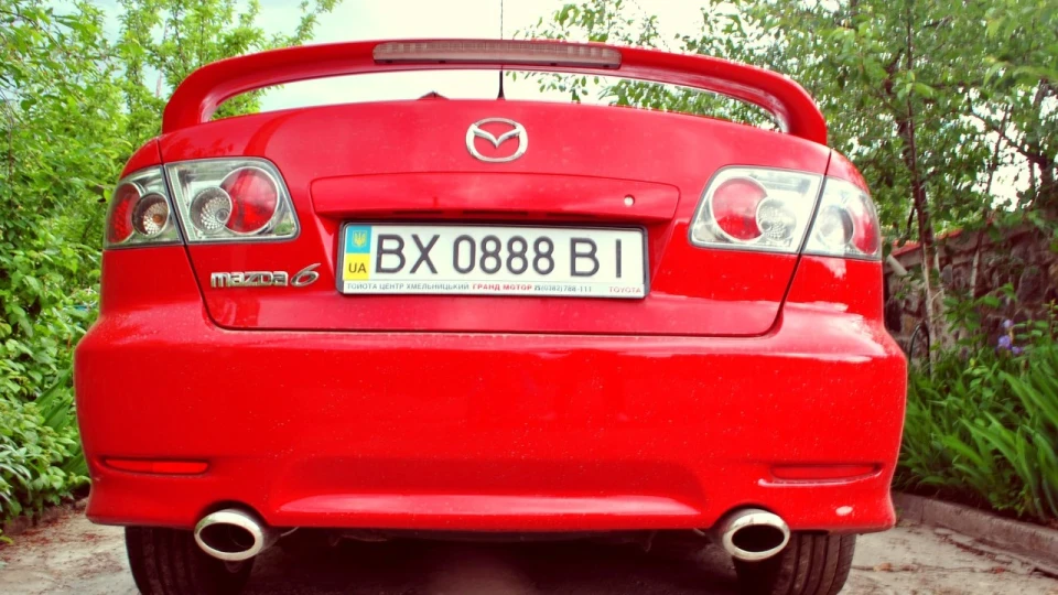 Mazda 6 "red bullet" 4