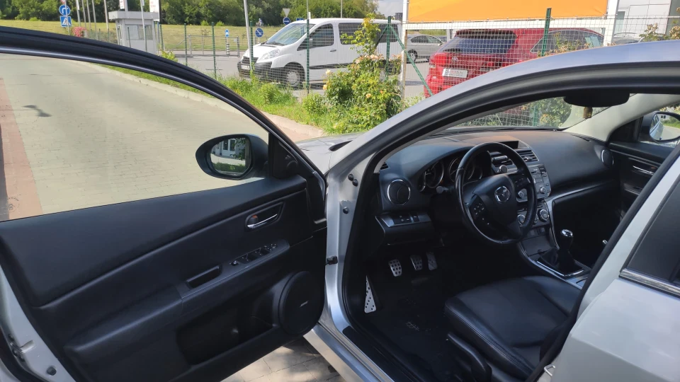 Mazda 6 Silver Sport Samurai 5
