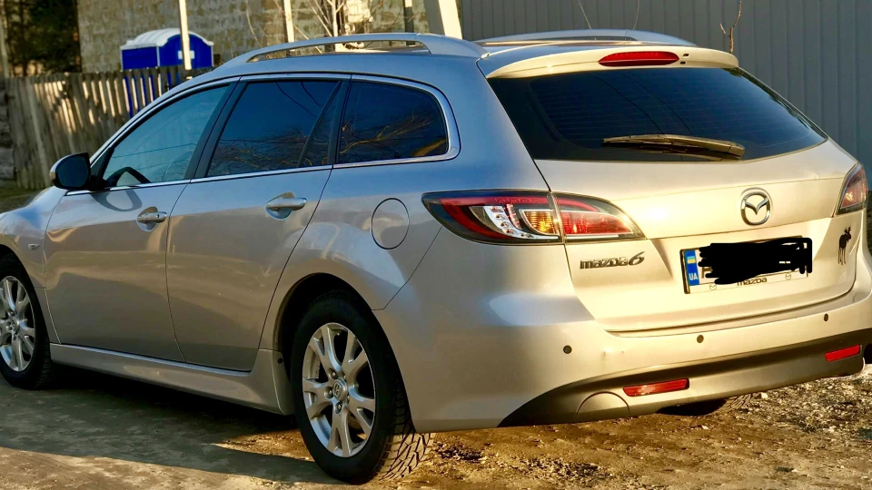 Mazda 6 Silver Wagon 2