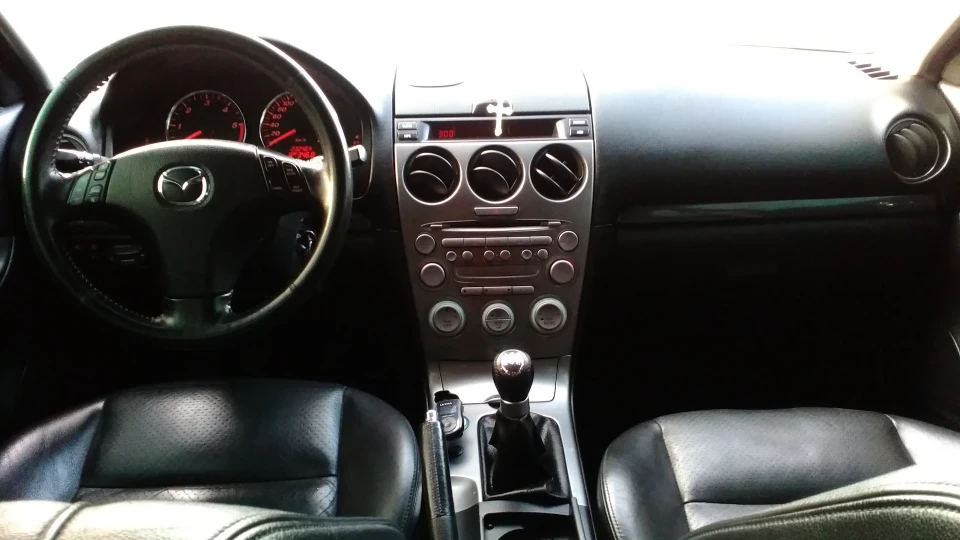 Mazda 6 Sport Wagon Diesel 2
