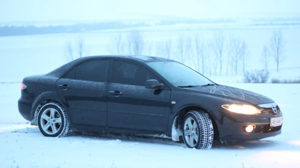 Mazda 6 тінь 2