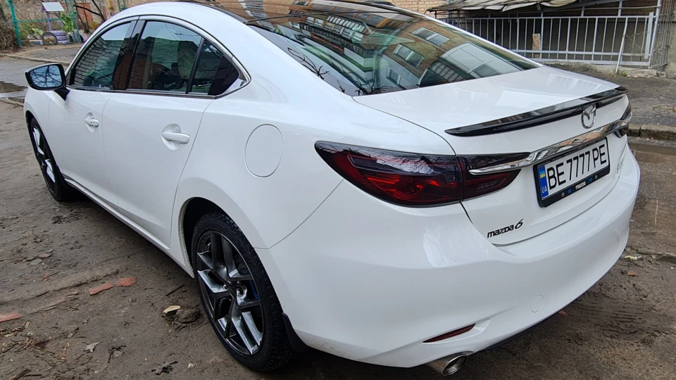 Mazda 6 TURBO 2