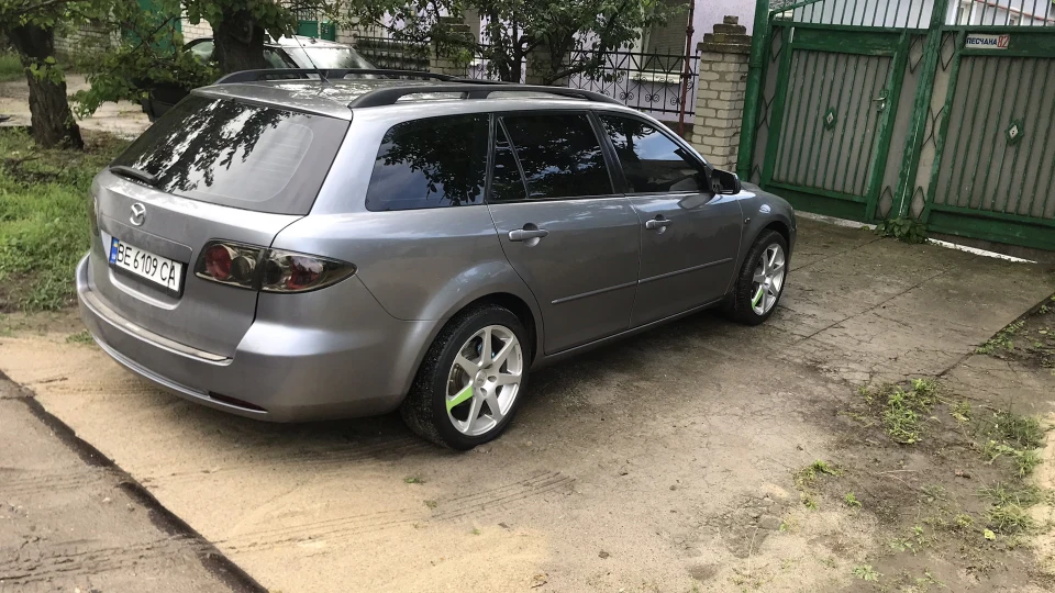 Mazda 6 Wagon 2