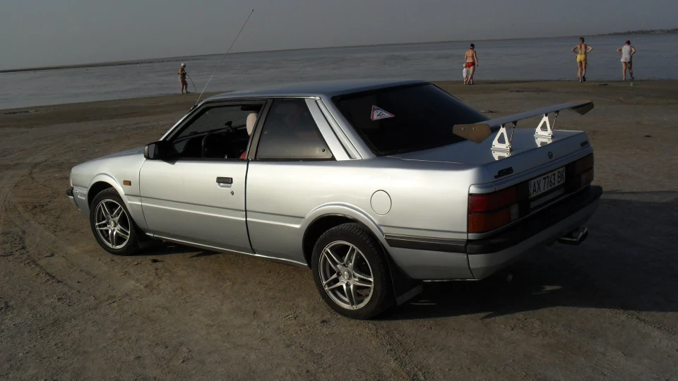 Mazda 626 Coupe 2