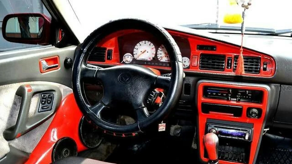 Mazda 626 Coupe 2