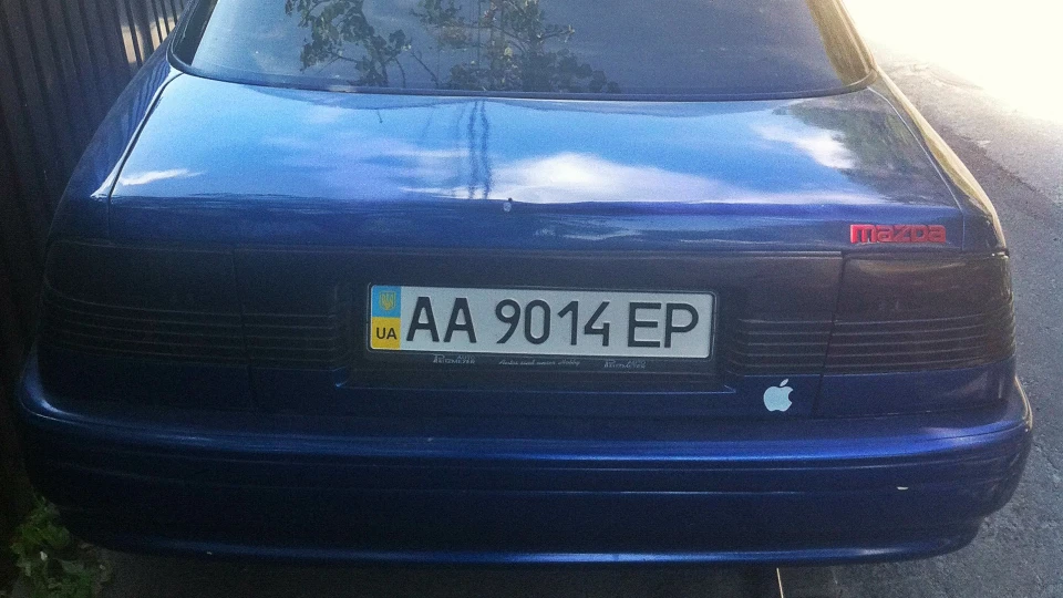 Mazda 626 Coupe 4