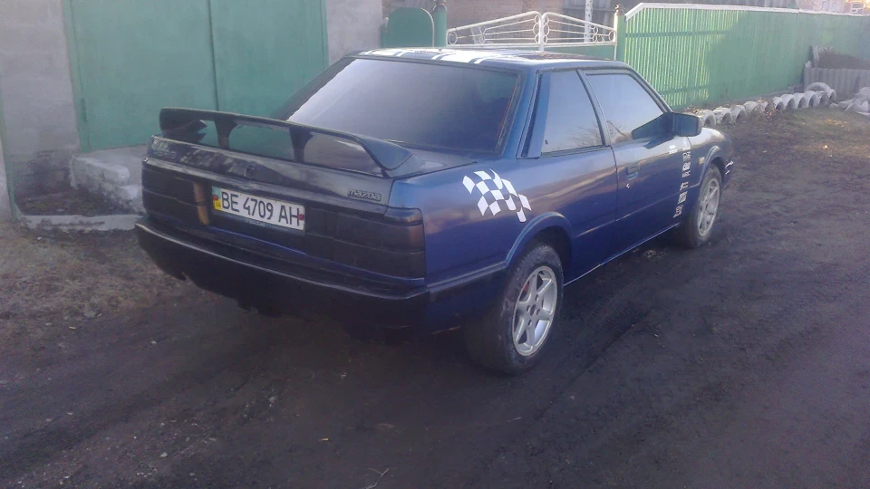 Mazda 626 Coupe 4