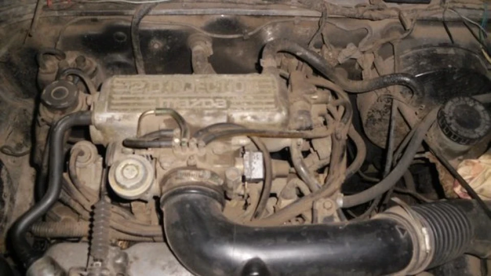 Mazda 626 Coupe 2