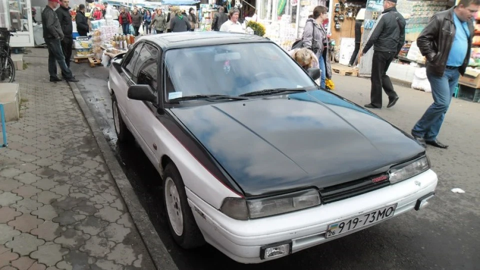 Mazda 626 Coupe