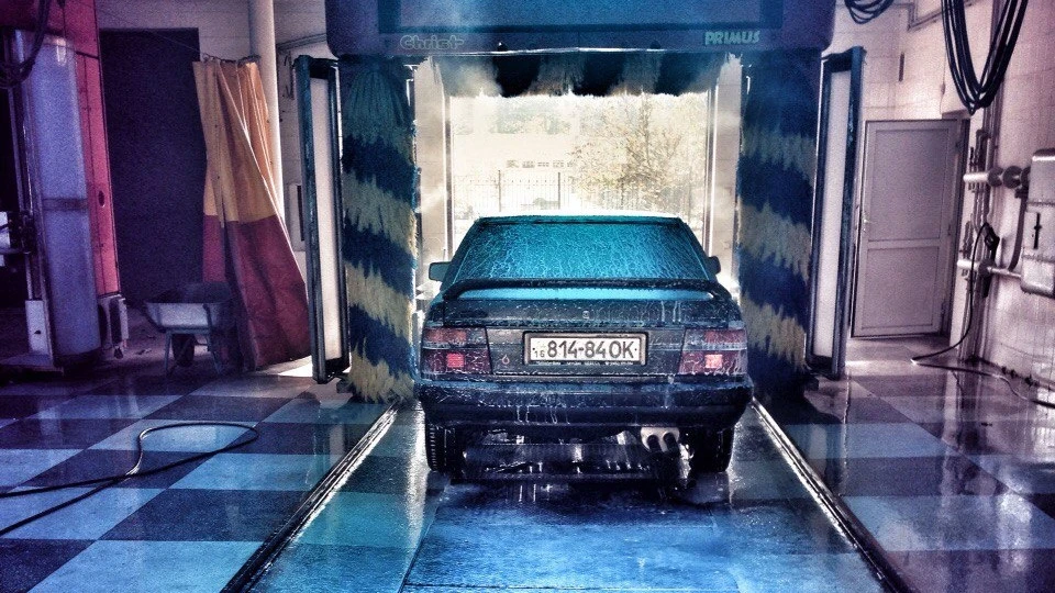 Mazda 626 Coupe GC 2
