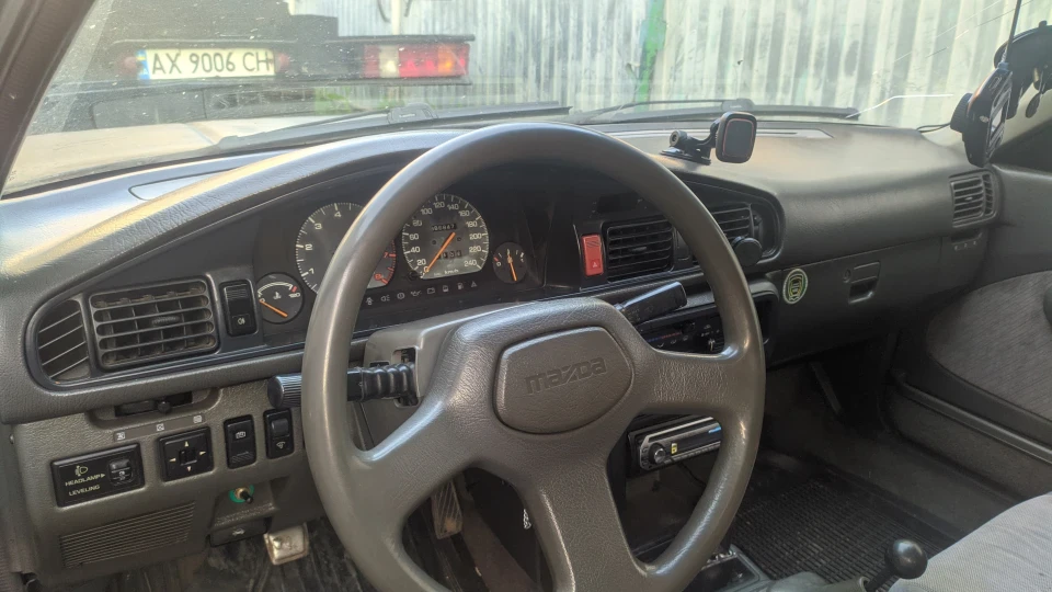 Mazda 626 Coupe IMPOSSIBLE 3