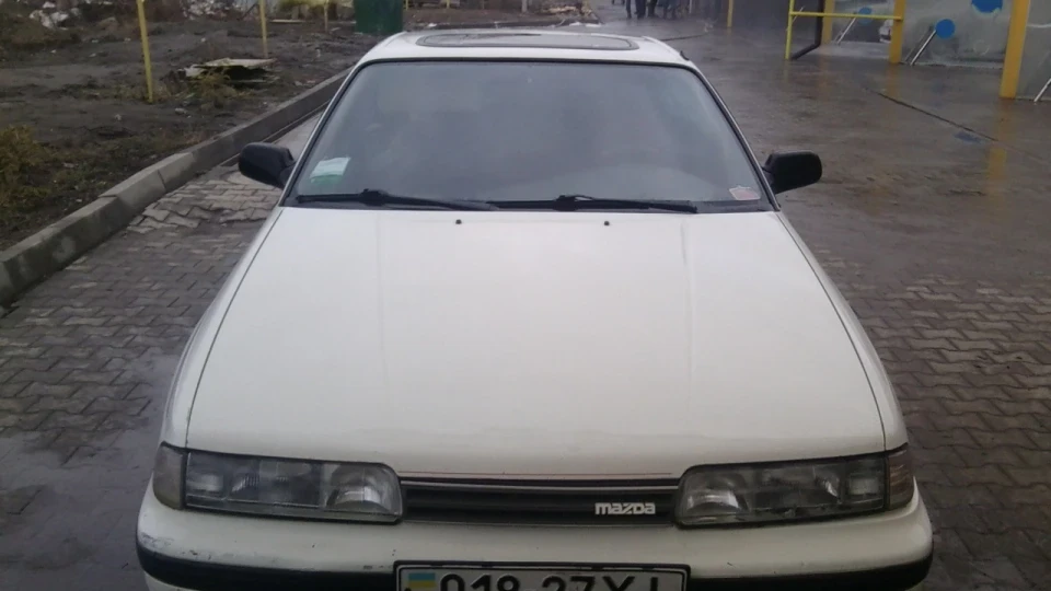 Mazda 626 Coupe Lisa 2