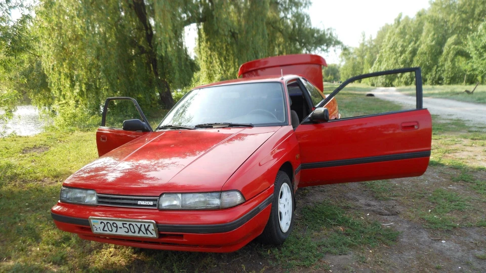 Mazda 626 Coupe Mazdešek 4