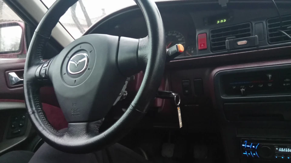 Mazda 626 Coupe Вікторія 4