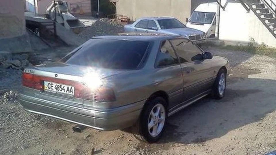 Mazda 626 Coupe Zubilo JDM 2