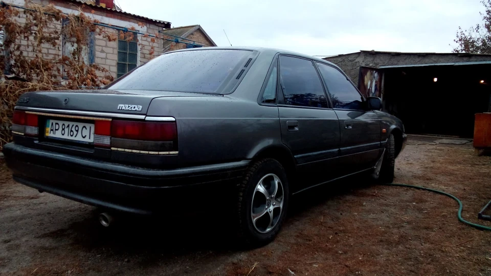Mazda 626 3