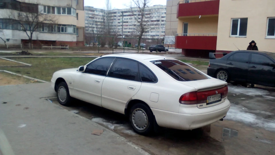 Mazda 626 3