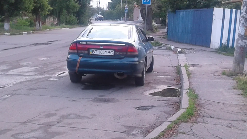 Mazda 626 4