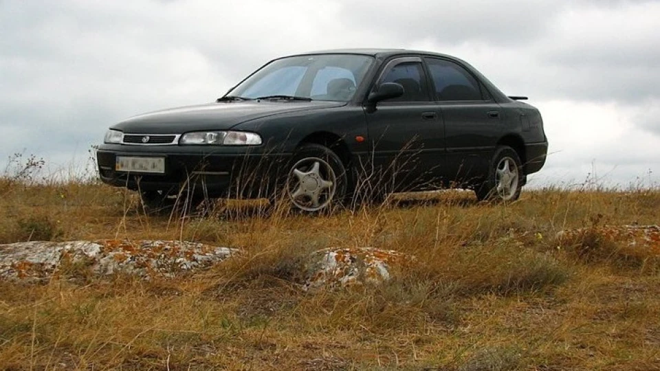 Mazda 626 4