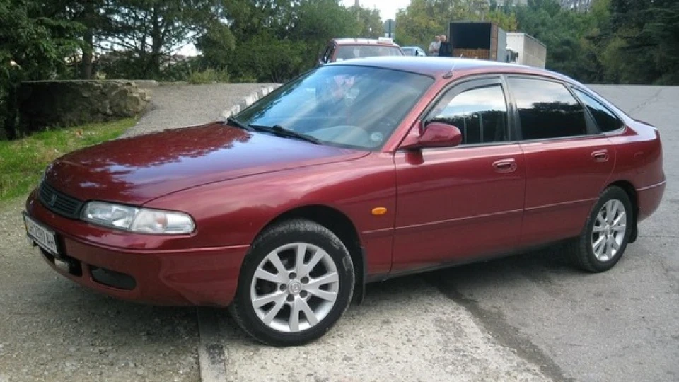 Mazda 626 4