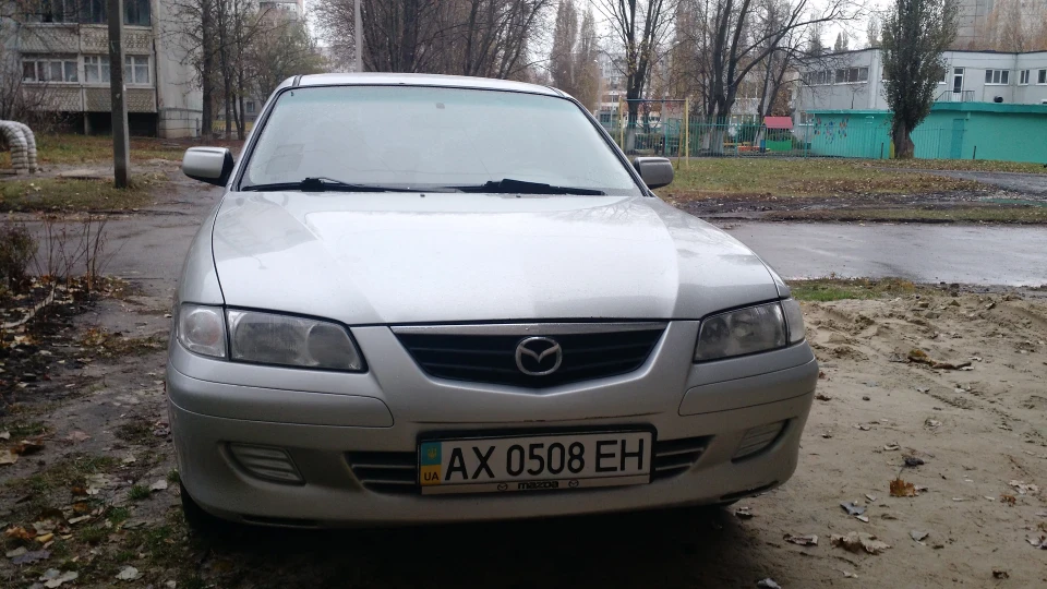 Mazda 626 2