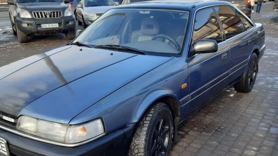 Mazda 626 4