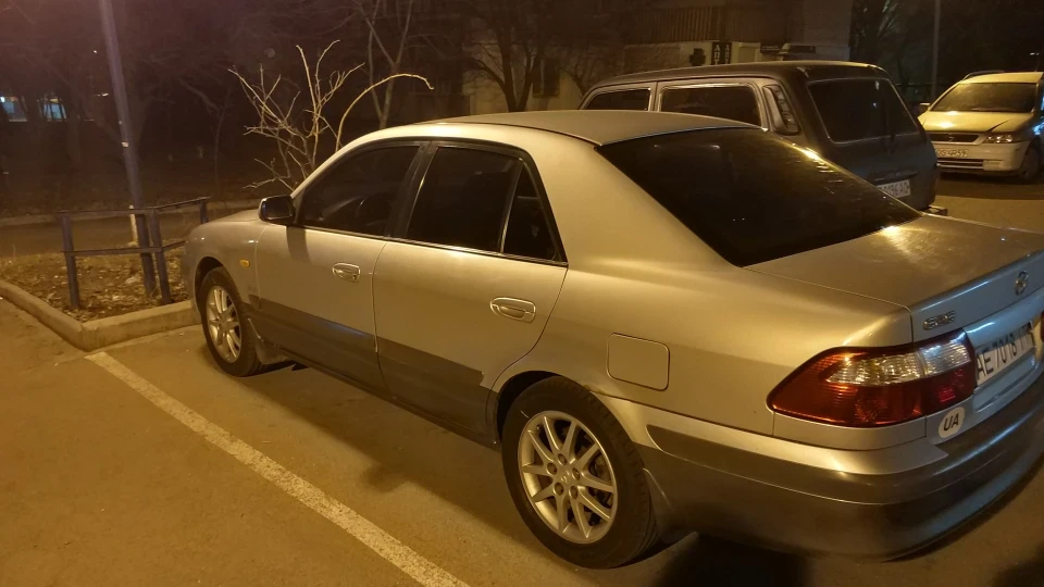 Mazda 626 2