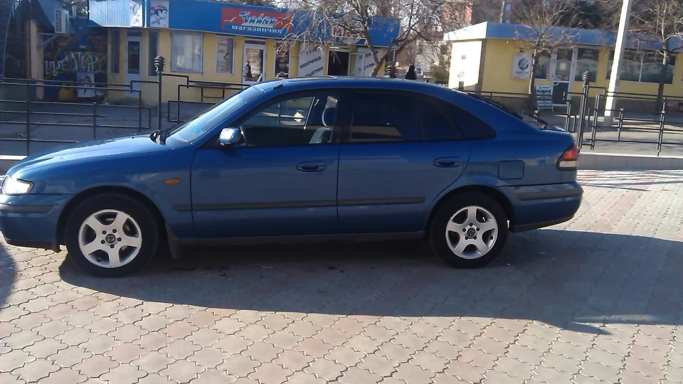 Mazda 626