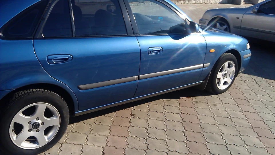 Mazda 626 2