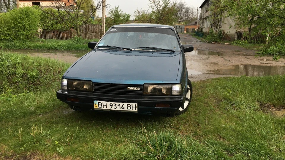 Mazda 626 4