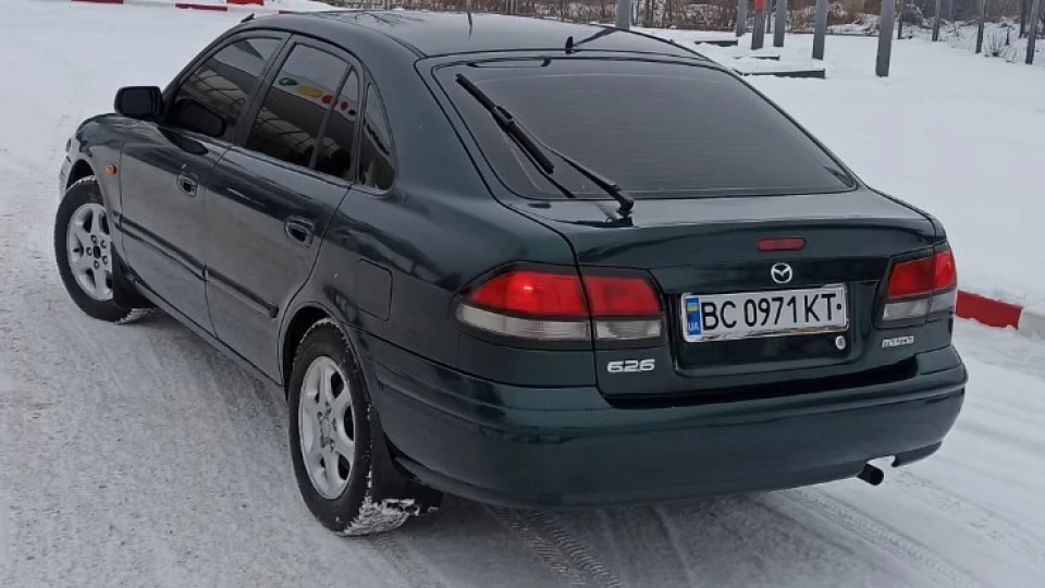 Mazda 626 5