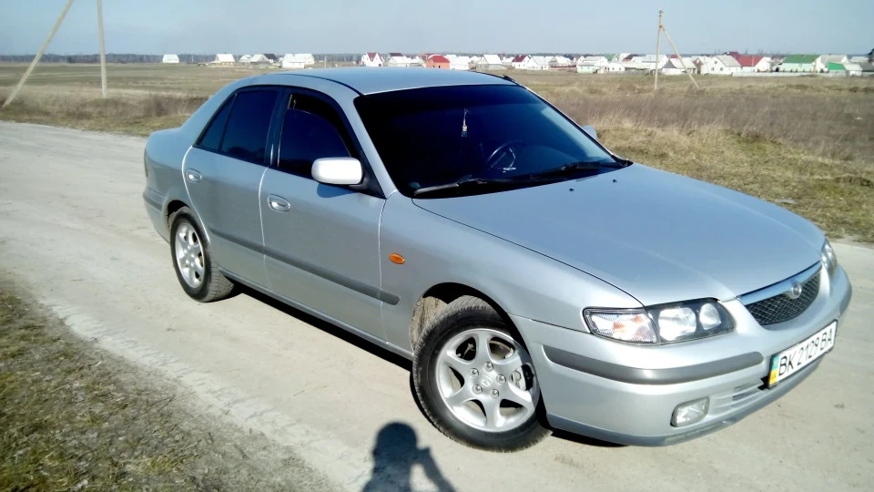 Mazda 626 2